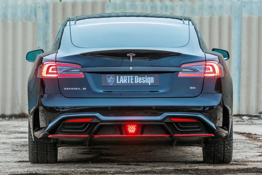  Tesla Model S Elizabeta by Larte Design 2016 года  (фото 4 из 22)